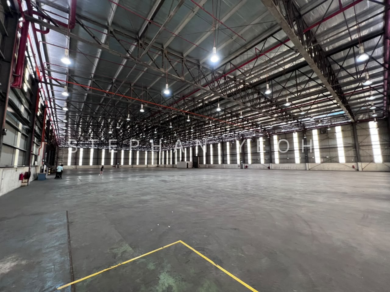 FACTORY WAREHOUSE RENT AT BUKIT MINYAK SIMPANG AMPAT BU40,000sf READY UNIT