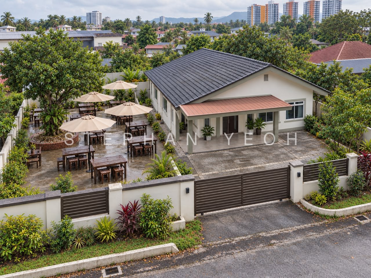 LANDED SALE AT PENANG JELUTONG SUITABLE FOR CAN REBUILD OR SUITABLE FOR F&B BUSINESS BU 17,000SF